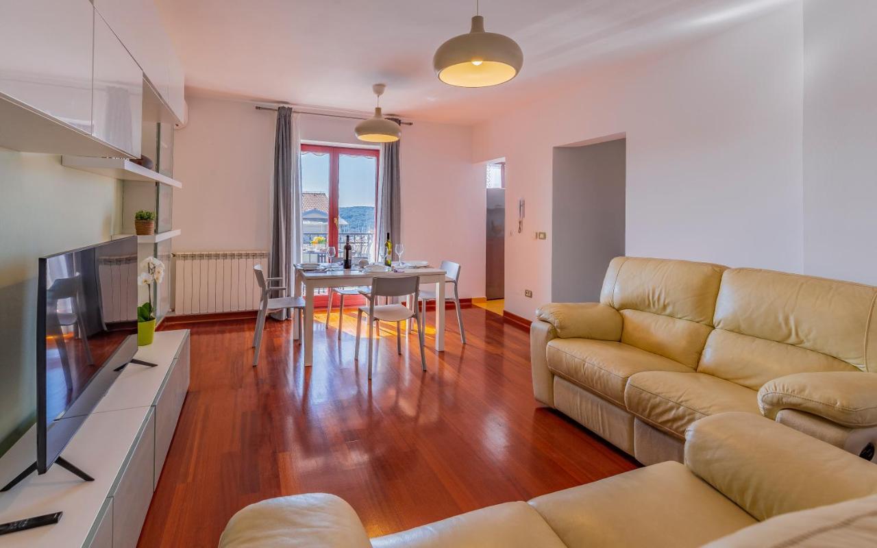 Apartment Green Pula, Family Friendly, Comfortable, Free Parking And Wifi Екстериор снимка