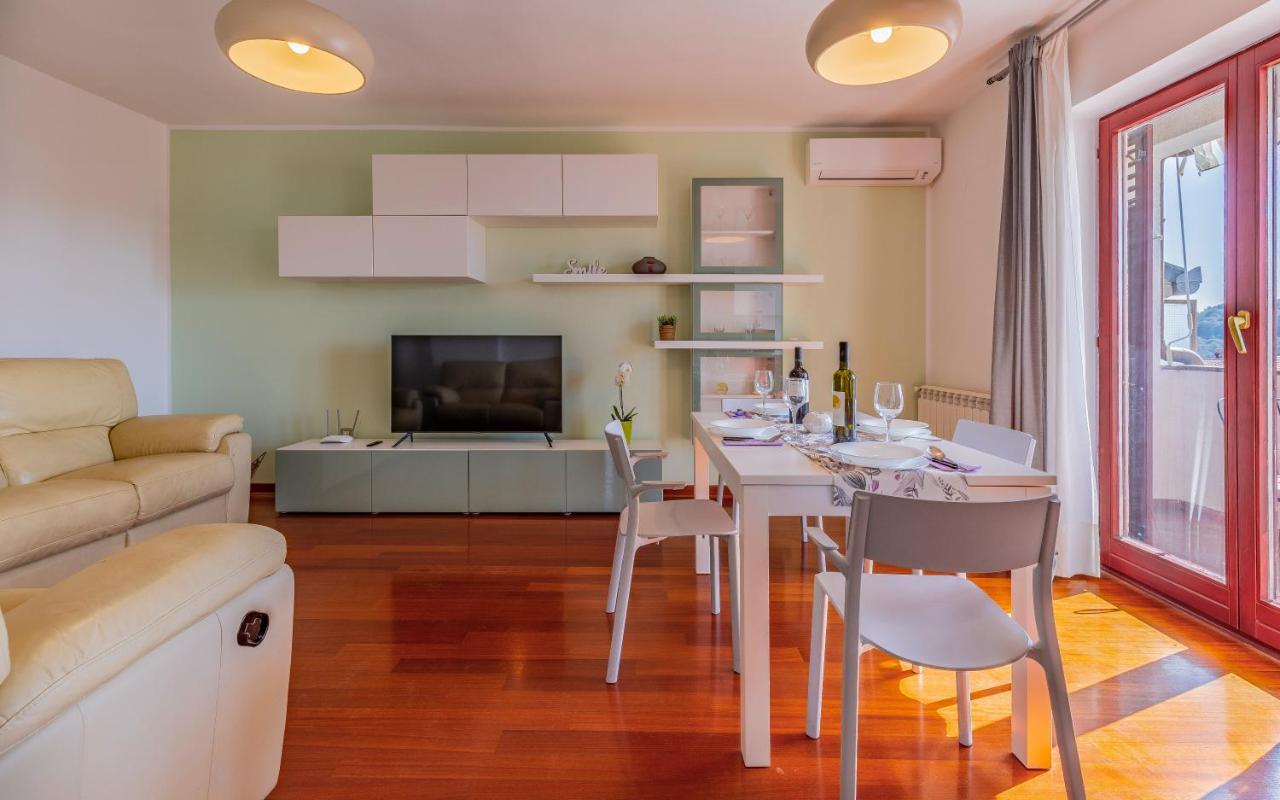 Apartment Green Pula, Family Friendly, Comfortable, Free Parking And Wifi Екстериор снимка