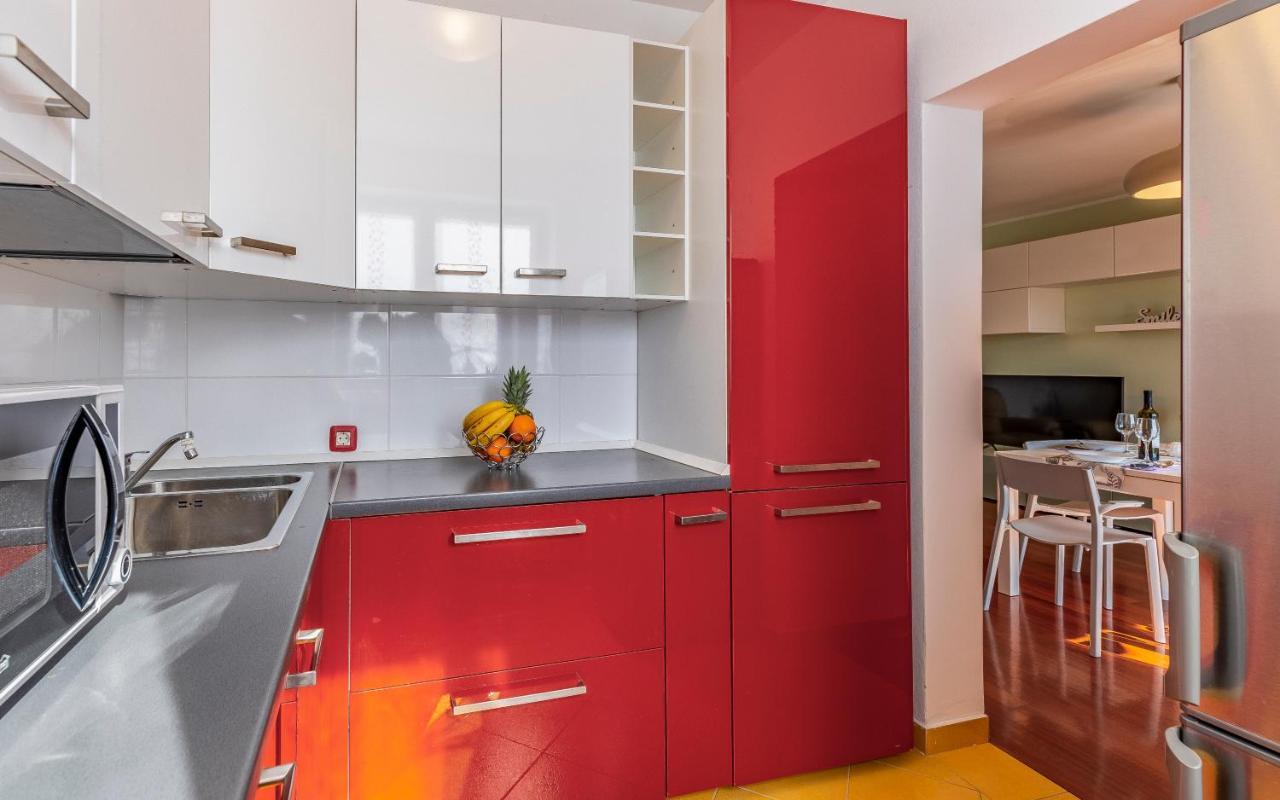 Apartment Green Pula, Family Friendly, Comfortable, Free Parking And Wifi Екстериор снимка